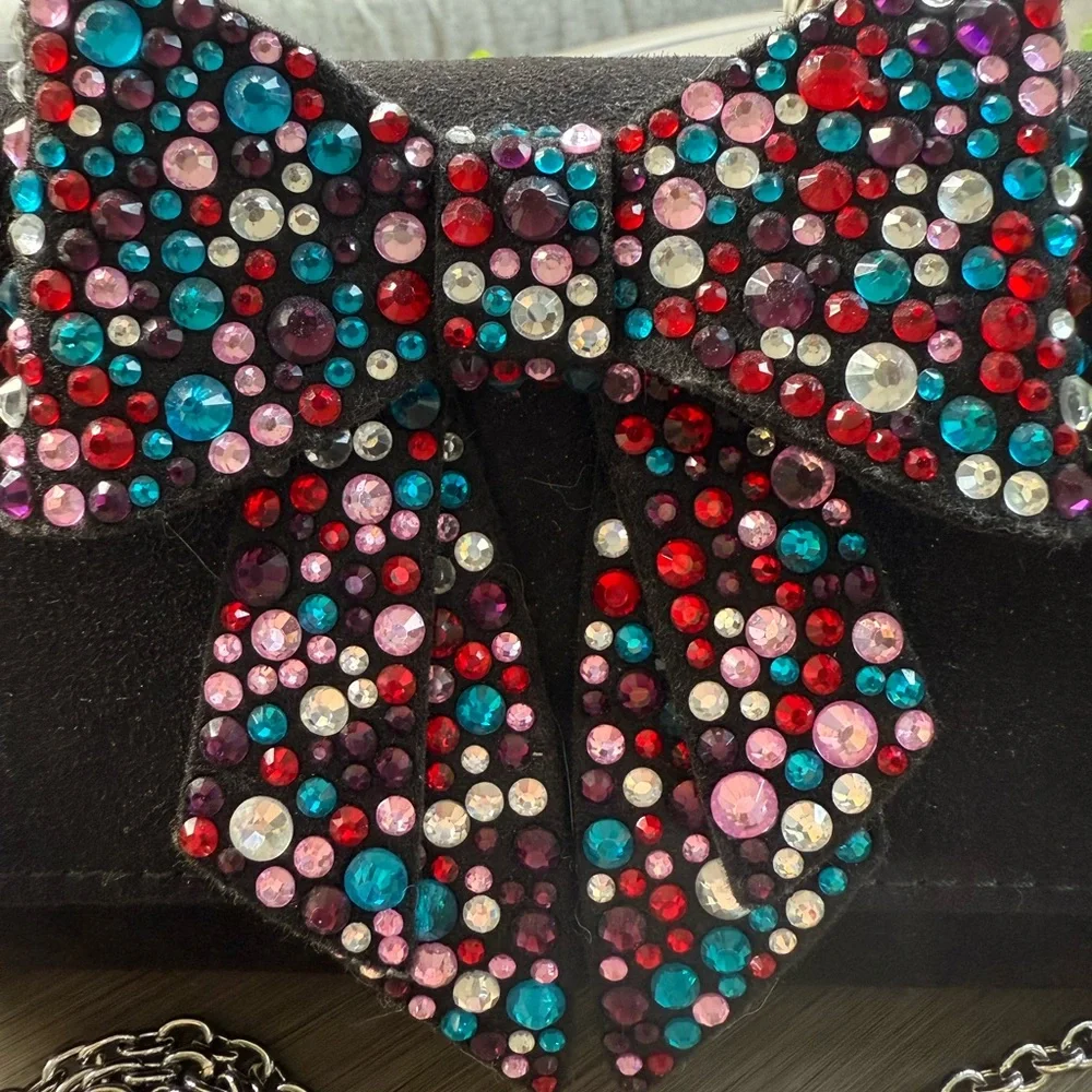 Gemstone Bow Clutch, INC - Picture 2 of 11